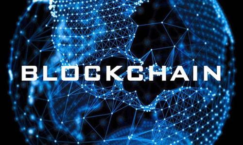   冷钱包能查到个人信息吗？揭秘冷钱包的隐私安全性 / 

 guanjianci 冷钱包,个人信息,隐私安全,加密货币 /guanjianci 

在数字货币迅速发展的今天，越来越多的人开始关注和使用加密货币。在这一过程中，钱包的使用显得尤为重要。冷钱包作为一种安全的存储方式，得到越来越多投资者的青睐。但与此同时，也有许多用户对冷钱包的隐私安全性产生疑问，特别是担心自己的个人信息是否会被泄露。那么，冷钱包真的能查到个人信息吗？本文将对此进行深入剖析。

冷钱包的基本概念
冷钱包，通常是指一种不与互联网直接连接的数字货币存储方式。与热钱包相对，冷钱包主要使用于长期存储加密货币，目的是为提高资金的安全性，降低黑客攻击、木马病毒等网络安全事件对资产的影响。
冷钱包的形式包括硬件钱包、纸钱包等。这些设备或纸张在离线状态下生成和存储私钥，确保即使设备被盗或丢失，数字货币也难以被盗取。冷钱包的安全性主要依赖于其物理隔离和加密算法，用户在实际使用中需要手动进行交易签名。

冷钱包与个人信息的关系
许多人担心使用冷钱包会导致个人信息的泄露，实际上，冷钱包的设计初衷就是为了保护用户的隐私。冷钱包通常不需要用户输入任何个人信息来进行设置和使用。由于其离线工作机制，冷钱包本质上不会主动收集或存储任何形式的个人数据。
例如，在使用硬件钱包时，用户通常只需输入一组助记词，设置PIN码来保护钱包的安全。所有相关的私钥信息和交易数据都是保存在硬件设备上，而不是云端或其他网络环境中。这种设计使得即便设备被他人获取，只要没有助记词和PIN码，用户的资产依然是安全的。

冷钱包的隐私安全性分析
在分析冷钱包的隐私安全性时，有几个关键因素需要考虑。首先，冷钱包的物理安全性是保障其隐私的基础。用户应妥善保管冷钱包，并采取必要的防护措施，以避免设备的物理损坏或被他人获取。
其次，冷钱包操作过程中的链接安全性也至关重要。尽管冷钱包本身是离线的，但许多用户在进行交易时需要通过计算机或手机进行连接。在此过程中，如果设备被感染了恶意软件，仍有可能导致个人信息的泄露。因此，用户需确保在安全的网络环境中使用钱包，并保持操作系统和软件的更新。
此外，冷钱包的加密算法也是保障隐私安全的重要因素。大多数冷钱包采用主流的加密算法，如AES、RSA等，来保护存储的信息。这些算法能够有效防止数据在未授权情况下被访问和解读。

冷钱包的使用误区
尽管冷钱包的隐私安全性较高，但仍存在一些常见的使用误区。例如，有些用户可能会将自己的助记词或私钥随意存放在网络上，或使用不安全的方式进行备份，这无疑给隐私安全带来了隐患。
此外，一些用户可能误以为冷钱包完全不需要任何管理和维护，实际上，定期检查冷钱包的状态和备份信息是非常必要的。同时，使用冷钱包进行交易时也需小心谨慎，确保没有在不安全的环境下输入任何重要的信息。

如何选择合适的冷钱包
在众多冷钱包中，如何选择合适的产品也是一个需要重视的问题。用户应首先确认产品的安全性，查看其是否通过了各类安全认证，是否有良好的品牌口碑。此外，选择具备良好用户体验和友好操作界面的冷钱包也非常重要，这可以帮助用户更直观安全地进行资金管理。
还有，了解冷钱包的社区支持和开发团队也是重要的考虑因素。活跃的社区和专业的开发团队通常会及时发布更新和修复漏洞，这能助力钱包的长期安全性和稳定性。

冷钱包与法律合规
在不同的国家和地区，数字货币的法律法规不同，这也影响到冷钱包的使用。因此，了解本地法律合规性是非常重要的。用户应确保在法律允许的范围内使用冷钱包，并妥善管理自己的资产，以免受到法律制裁或经济损失。
有些法律法规对资金的来源、使用和交易活动有严格的要求，用户在进行加密货币交易时需要仔细阅读相应的法律条款，确保合规。同时，对于涉及大额交易的用户，建议咨询专业律师，确定自己的操作是否符合当地的法律规定。

结论
综上所述，冷钱包本身并不能查到用户的个人信息，其设计宗旨就是为了保护用户的隐私和资产安全。但是，用户仍需在实际使用中保持谨慎，确保冷钱包的物理安全，合理管理助记词和私钥，充分了解相关的法律合规性。通过这些措施，用户才能在保护隐私的同时，安全地享受数字货币带来的便利。

相关问题解答

冷钱包如何保护用户的资产安全？
冷钱包通过离线存储、强加密算法及物理安全保障等多个维度来保护用户的资产安全。在实际使用中，冷钱包的设计确保了私钥的安全存储，且在未连接网络的情况下，无法被黑客攻击。

冷钱包的使用流程为怎样？
冷钱包的使用流程通常包括钱包购买、设置、资金转入及安全管理等步骤。在每个环节，用户需注意保障账户信息，防止泄露。

冷钱包和热钱包的区别是什么？
冷钱包和热钱包最大的区别在于联网状态。冷钱包通常不与互联网连接，适合长期存储，而热钱包则是在线状态，方便快速交易。

冷钱包中存储的私钥可被恢复吗？
冷钱包中的私钥可以通过助记词等信息进行恢复，因此用户在初次设置时一定要妥善保存这些信息，以防万一。

使用冷钱包的成本有哪些？
冷钱包的成本主要包括购买冷钱包设备的费用、可能的交易费用以及后续的维护成本。用户需在选择冷钱包时进行全面的评估。

冷钱包中的资金会不会产生收益？
冷钱包本身并不生成收益，资金收益通常取决于市场价格波动和用户的投资策略，但用户在各种情况下应明白资金的流动状态和市场风险。